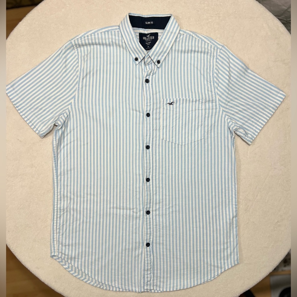 Hollister Men's Striped Blue Shirt